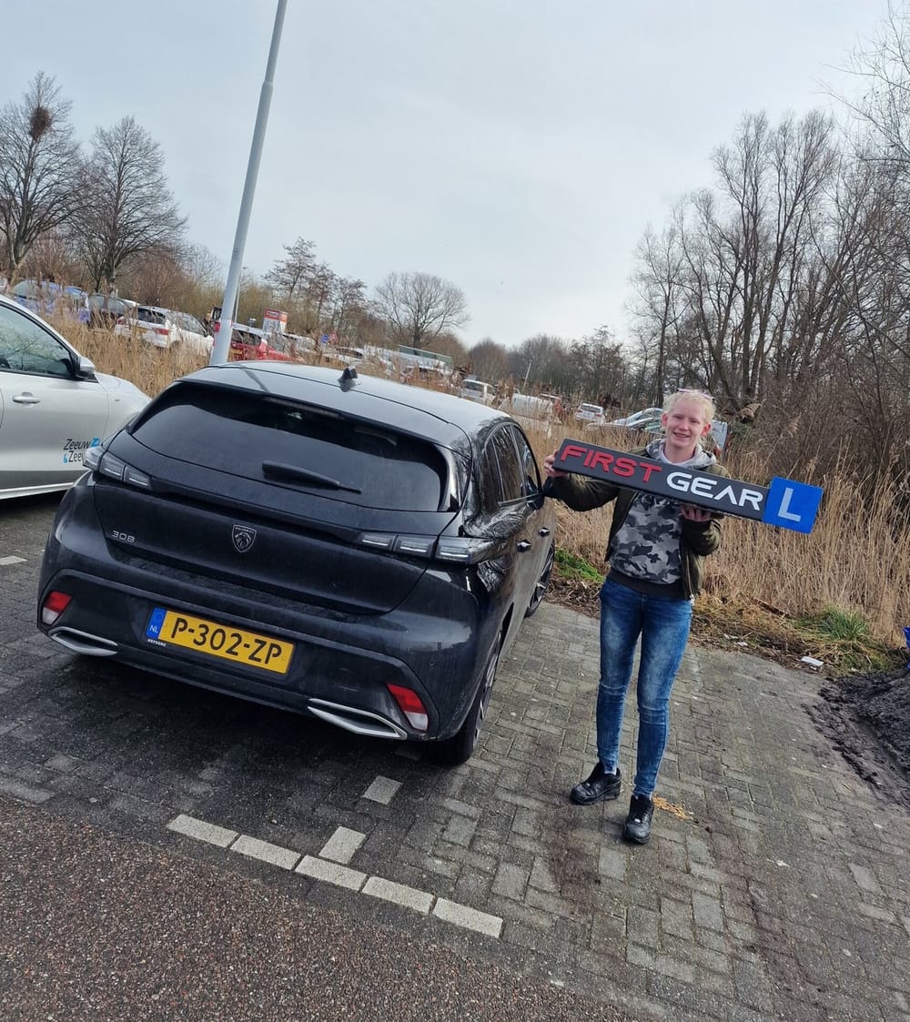 Geslaagde leerling van Rijschool First Gear